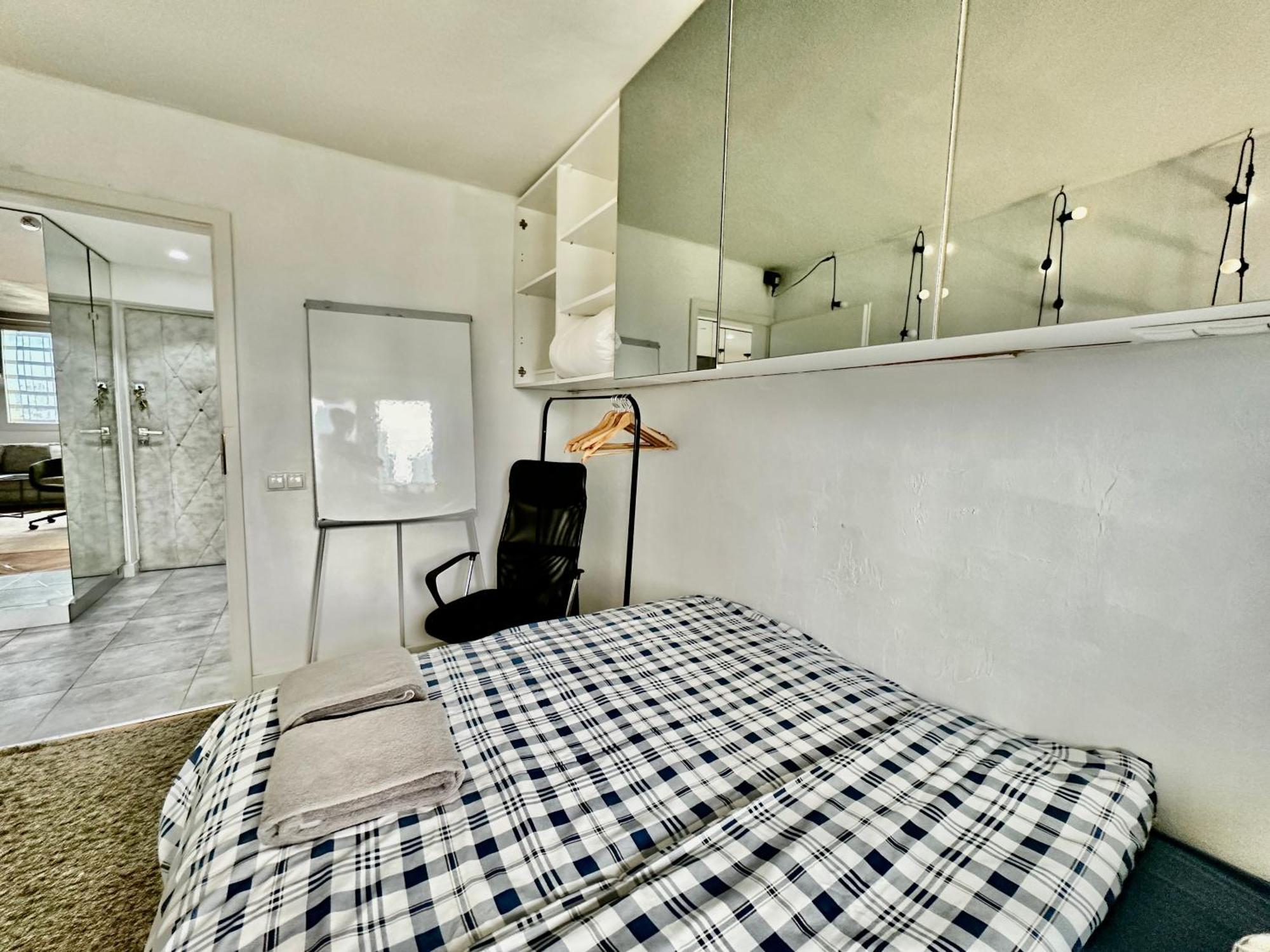 Palace 2 Wifi 600 Mbs 55'Tv Netflix Hbo 2Xmetro Appletv Warschau Exterior foto