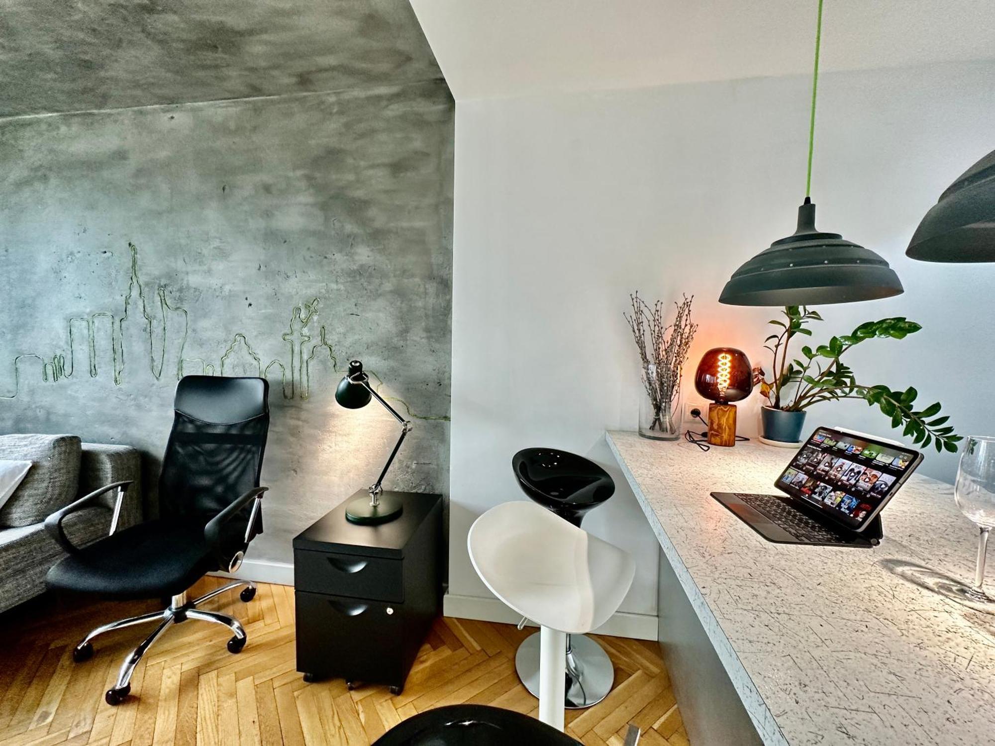 Palace 2 Wifi 600 Mbs 55'Tv Netflix Hbo 2Xmetro Appletv Warschau Exterior foto
